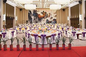 Kande Grand Land Hotel