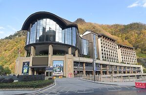 Kande Grand Land Hotel