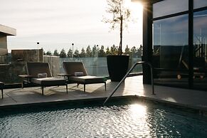 TETRA Hotel,  Autograph Collection