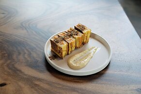 TETRA Hotel,  Autograph Collection