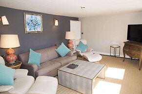 Henrietta House, a member of Radisson Individuals