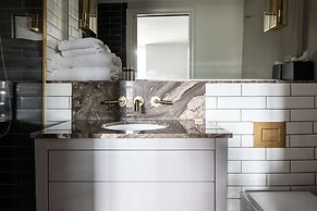 Henrietta House, a member of Radisson Individuals