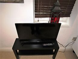 Stylish Private Double En-suite - 1