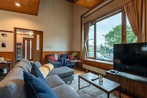 Ht House Furano by H2 Life