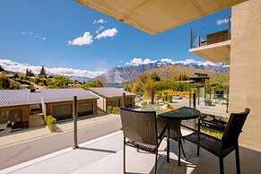 Brookside Gem Modern 2 Bedroom Apartment