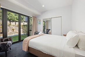 Brookside Gem Modern 2 Bedroom Apartment