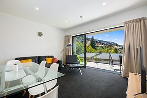 Brookside Gem Modern 2 Bedroom Apartment
