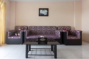 OYO 75356 Thipsiri Lodge