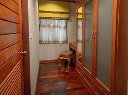 Empylean Modern Thai Villa