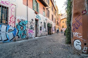 The House In Trastevere