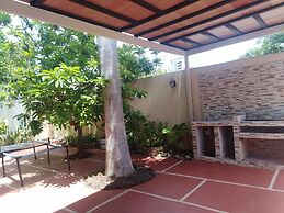 Residencia Uribe - Beautiful House With Private Pool