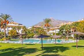 Beachpuerto Banus Marbella Apartment Garden View