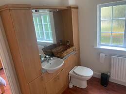 3 bedroom house in Reading