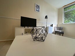 Reading 3 Bedroom apartment