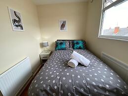 Reading 3 Bedroom apartment