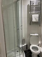 Modern 1 Bed Apartment