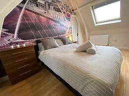 Amazing 8 bedroom apartment