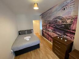 Amazing 8 bedroom apartment