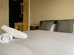 Amazing 8 bedroom apartment
