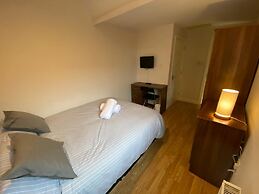 Amazing 8 bedroom apartment