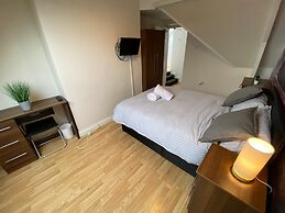 Amazing 8 bedroom apartment