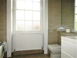 Large Private Double En-suite - 5