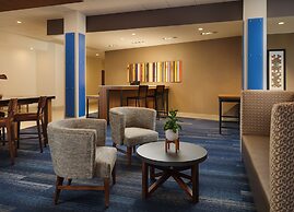 Holiday Inn Express & Suites Lockport, an IHG Hotel