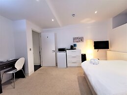 Spacious Double Room with en-suite - 2b