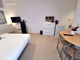 Spacious Double Room with en-suite - 2c