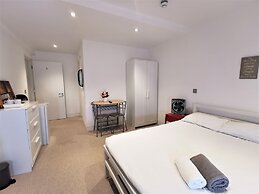 Spacious Double Room with en-suite - 2c