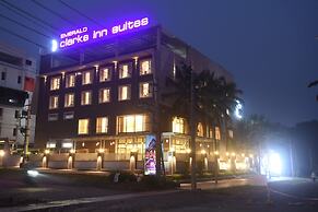 Emerald Clarks Inn Suite