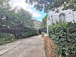 Spacious 2 bed flat in Camden