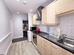 Spacious 2 bed flat in Camden
