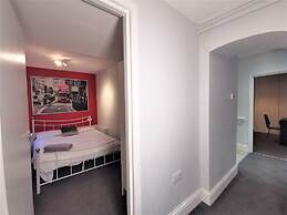 Spacious 2 bed flat in Camden