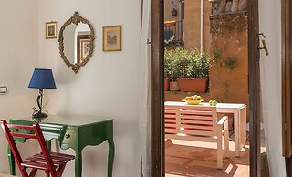 Arco in Pantheon Apartments