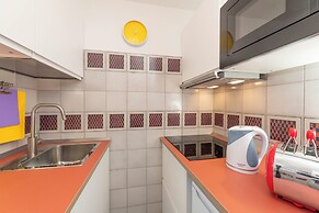Arco in Pantheon Apartments