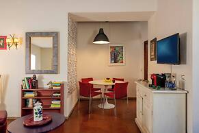 Arco in Pantheon Apartments