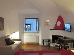 Arco in Pantheon Apartments