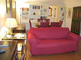 Arco in Pantheon Apartments