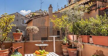 Arco in Pantheon Apartments