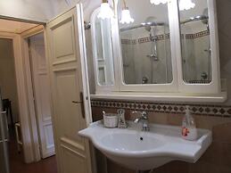 Arco in Pantheon Apartments