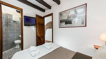 Arco in Pantheon Apartments