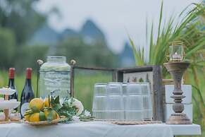 Yangshuo Enjoy Field Resort