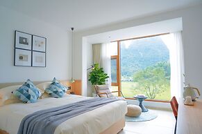 Yangshuo Enjoy Field Resort