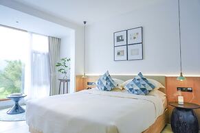 Yangshuo Enjoy Field Resort