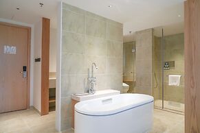 Yangshuo Enjoy Field Resort