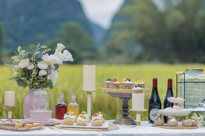 Yangshuo Enjoy Field Resort