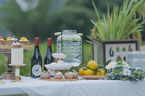 Yangshuo Enjoy Field Resort