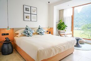 Yangshuo Enjoy Field Resort