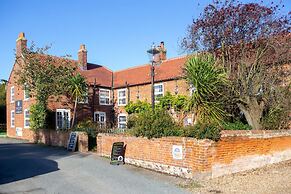 Sutton Staithe Hotel